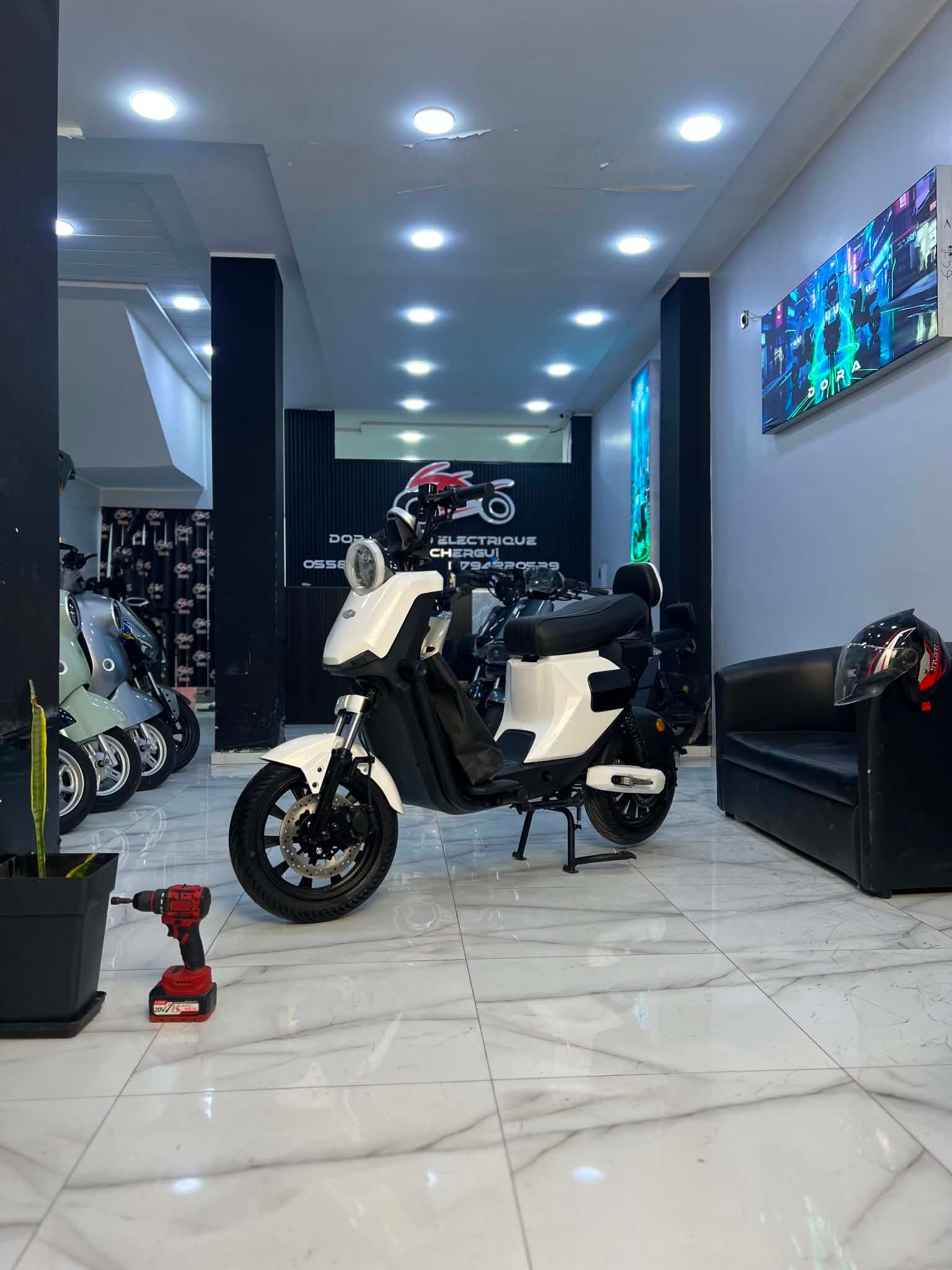 MED T300 2000W