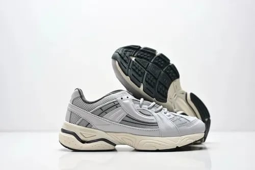 Under Armour Sola Grey