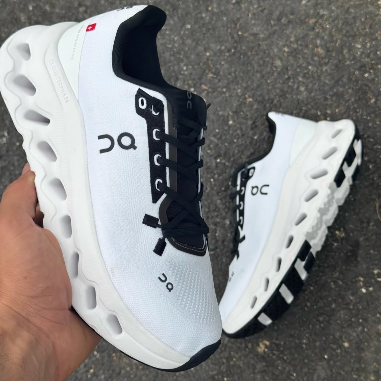 ON Cloud White/Black