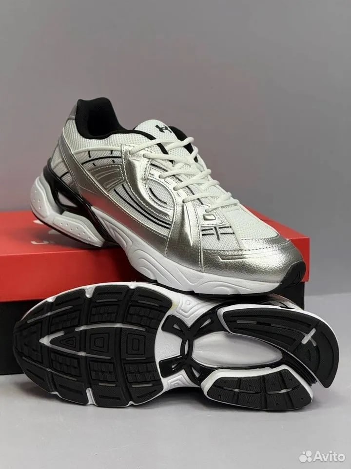 Under Armour Sola