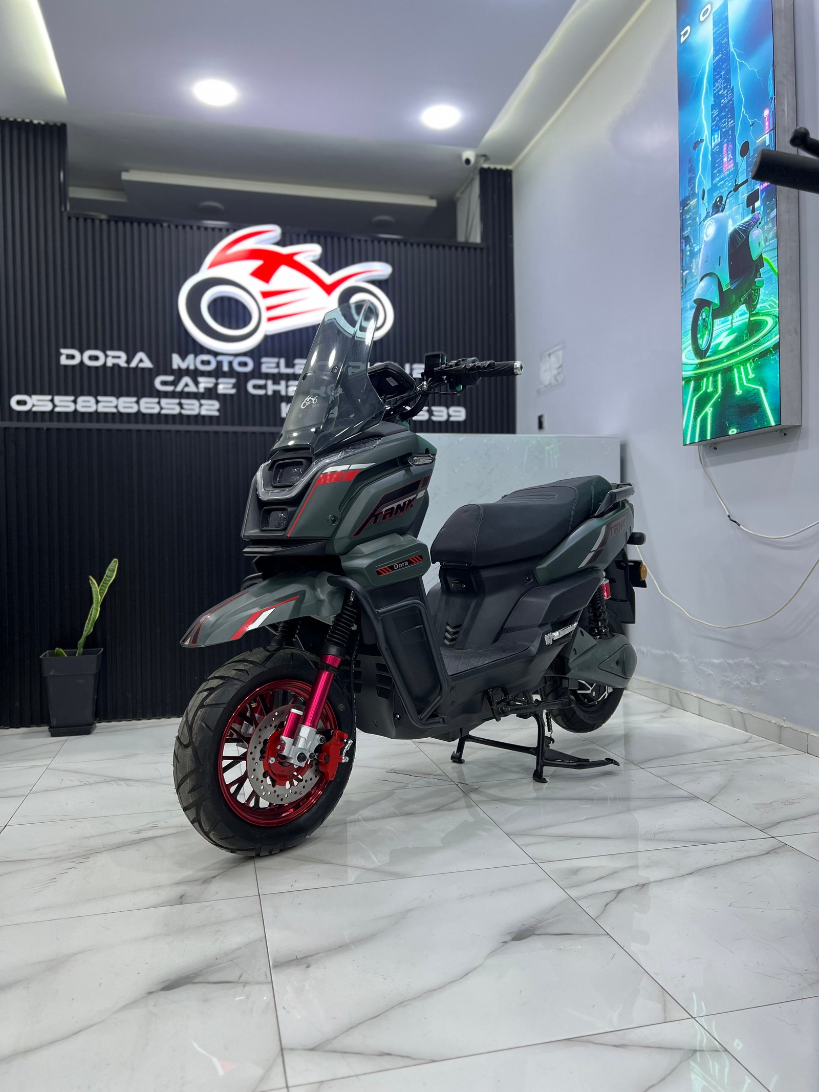DORA TANK 2000W