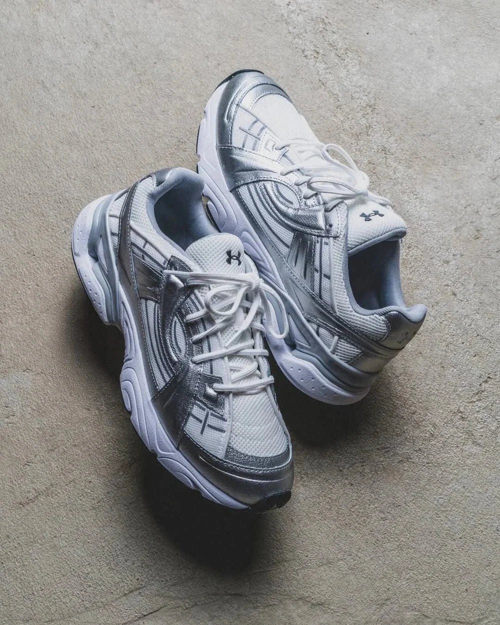 UNDER ARMOR SOLA